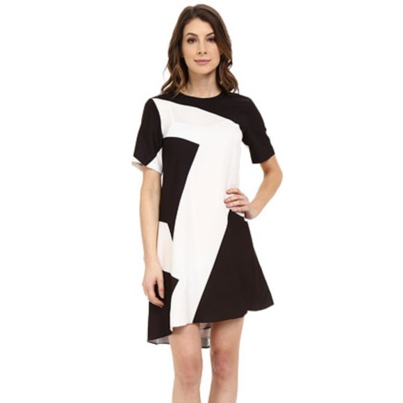 Donna Morgan Dresses & Skirts - Donna Morgan Short-Sleeve GeoPrint Charmeuse Dress